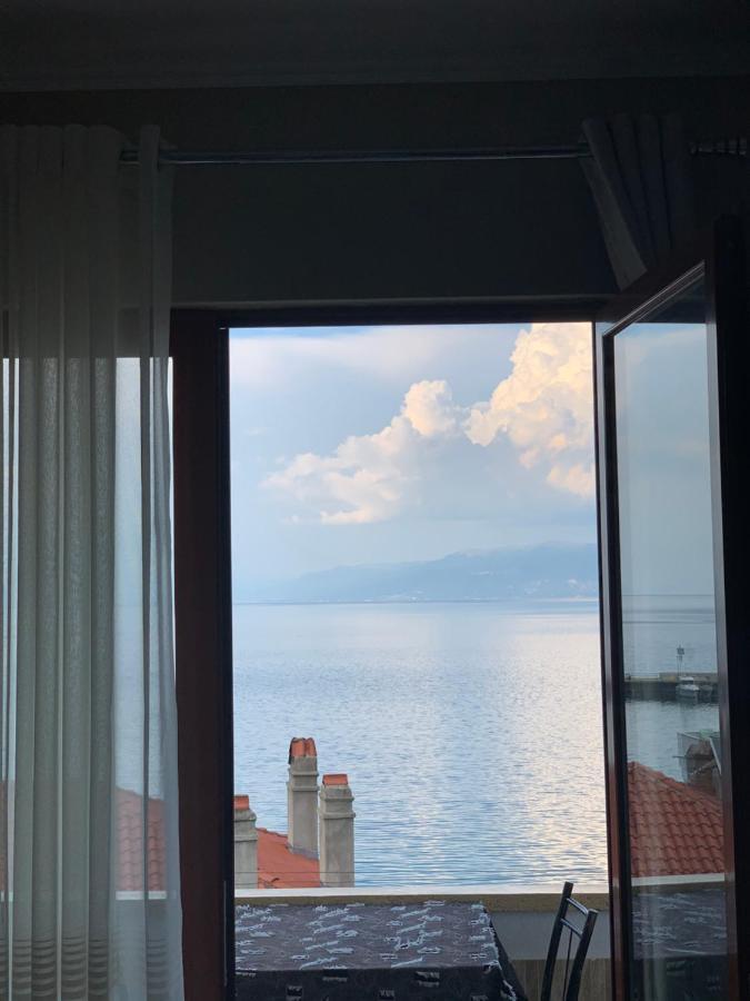 Syzo Apartments Pogradec Eksteriør bilde